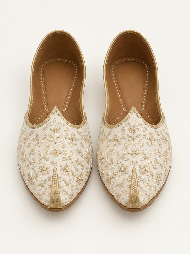 Ivory Embroidered Jutti (Placeholder)